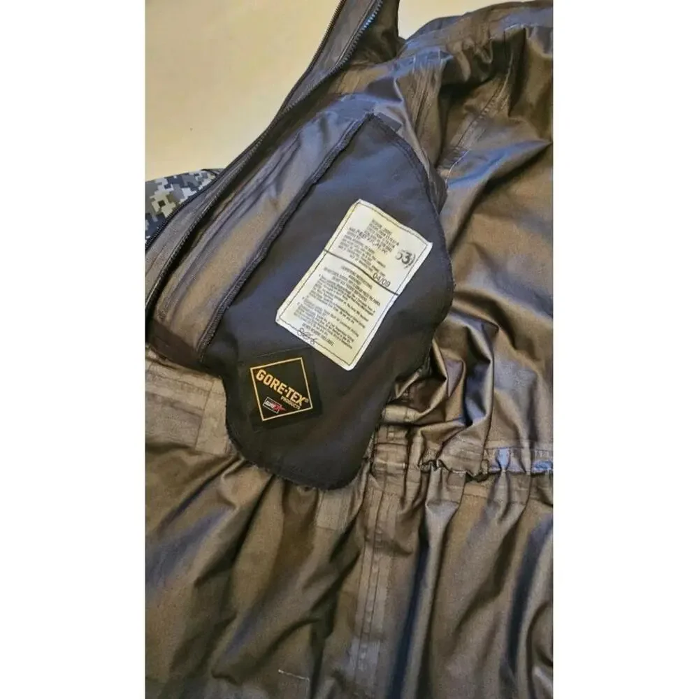 U S Navy Blue Camo GoreTex‎ Parka Jacket Mens Full Zip Hooded Size Medium Short
